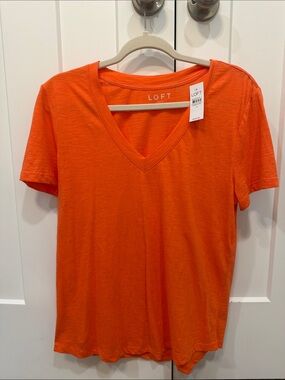 LOFT Women's V-Neck Short Sleeve Tee in Orange